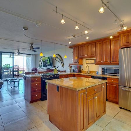 Kona Pacific Top Floor Retreat Ocean View And Pool! Καϊλούα-Κόνα Εξωτερικό φωτογραφία
